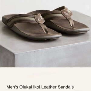 Olukai Ikoi Leather Sandals
Brown Men’s Flip-Flops